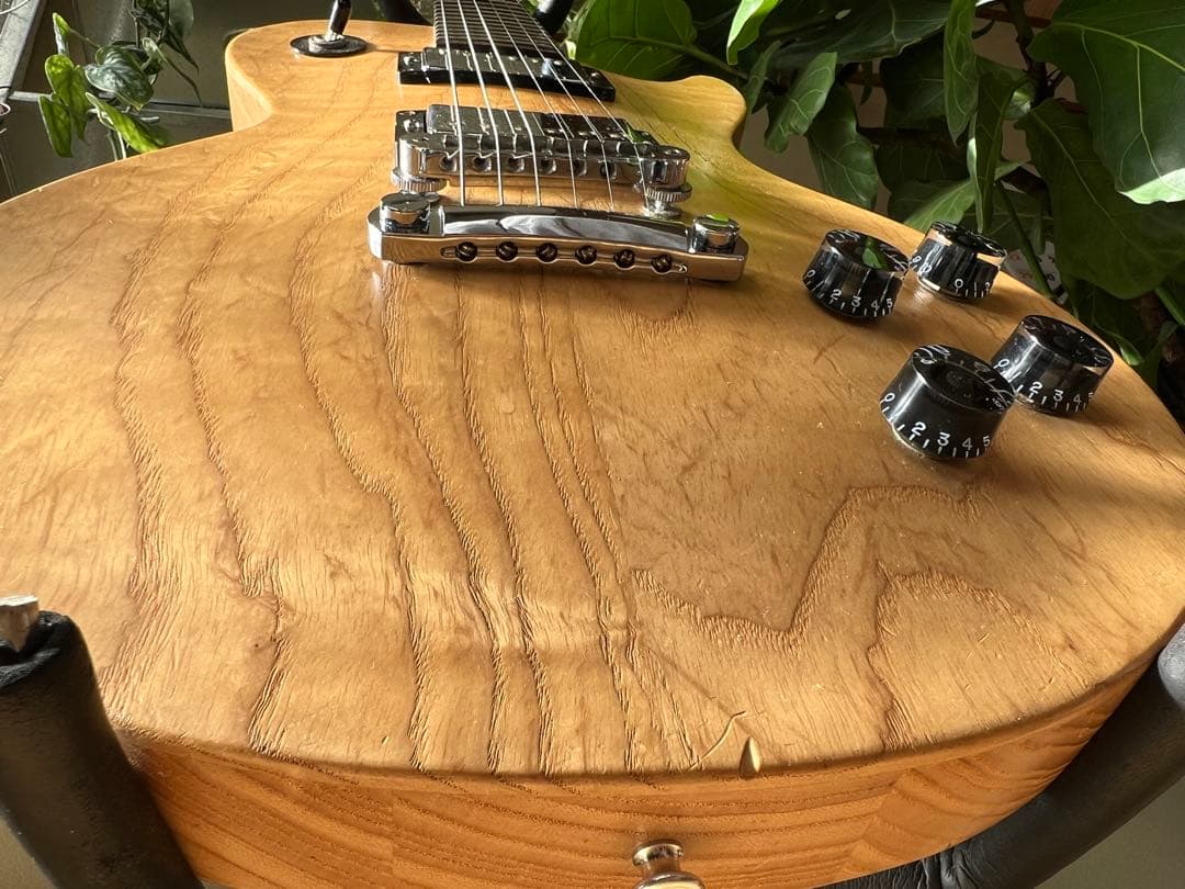 Gibson Les Paul Swamp Ash 超軽量個体 2.9kg