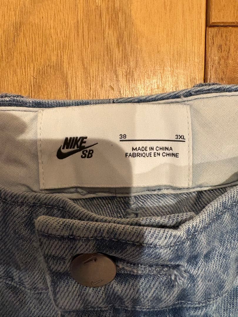 専用出品中　NIKESB デニムパンツ38