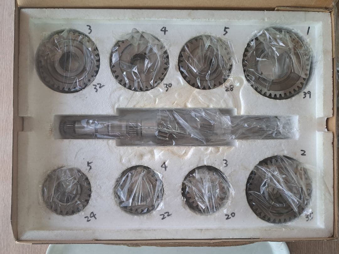 TRDクロスミッション C56•C52用タイプB中古② テスト予選307Km使用