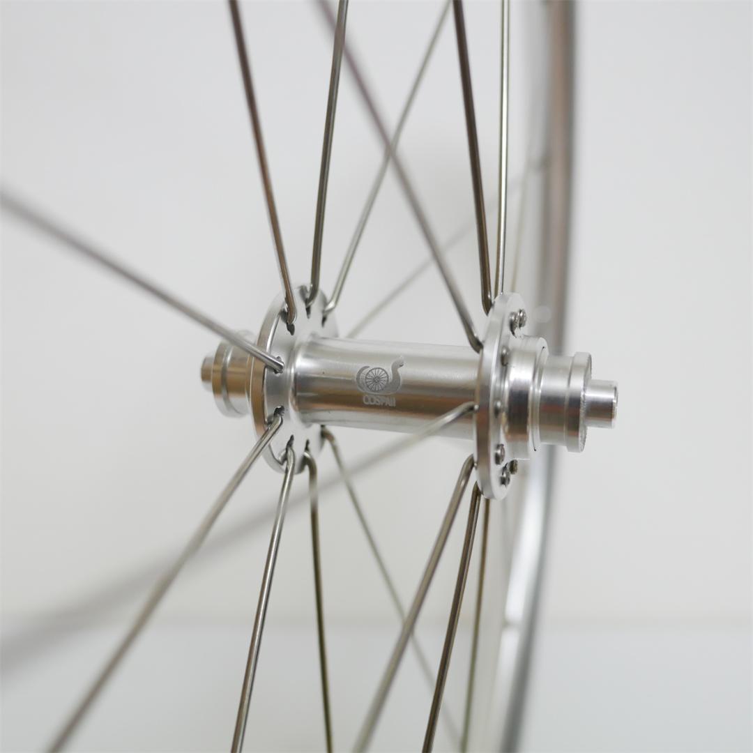 超軽量1365グラム　20インチ　451 ホイールセット F74/R130