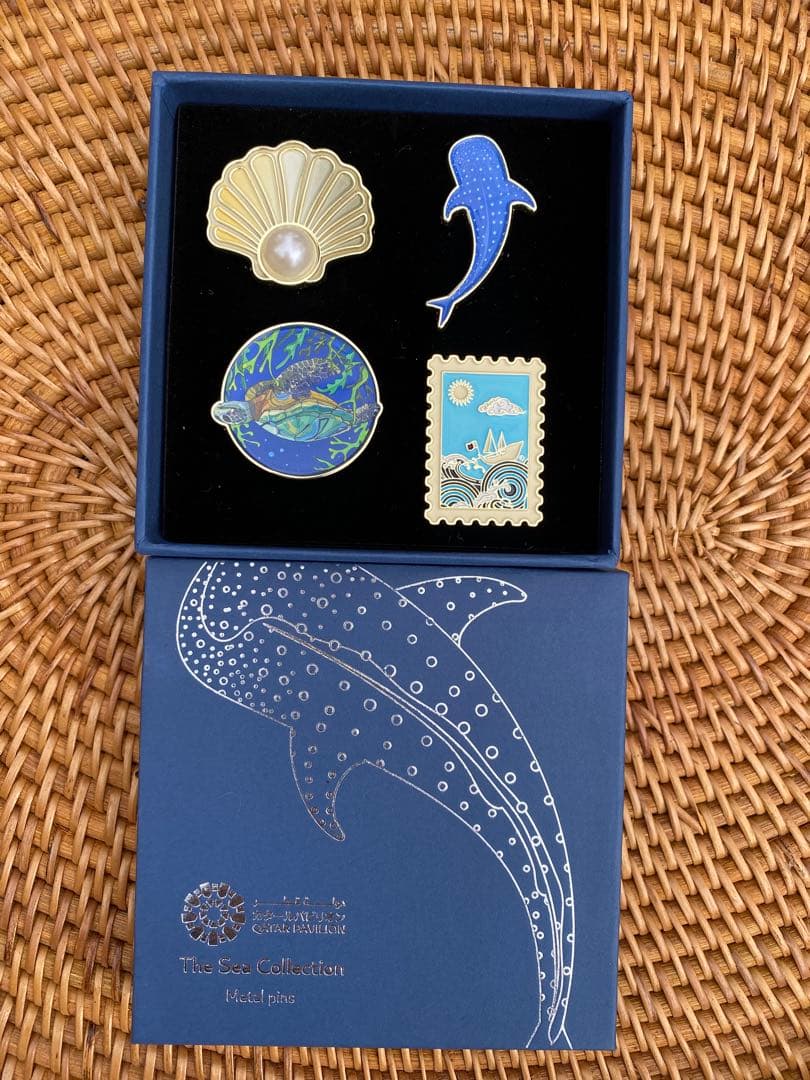 大阪関西万博カタールピンバッジ