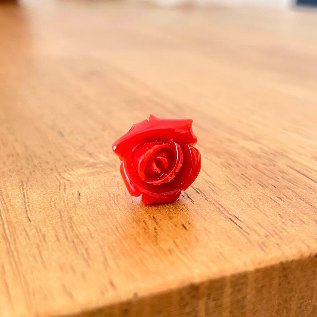 早い者勝ち‼︎‼︎最終の最終処分価格‼︎‼︎●入手困難●血赤珊瑚バラピンブローチ