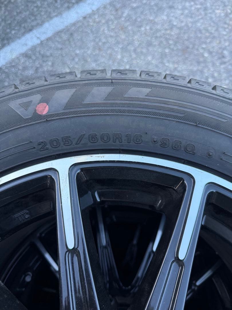 mak【ダンロップ24年製/タイヤホイールセット】スタッドレス