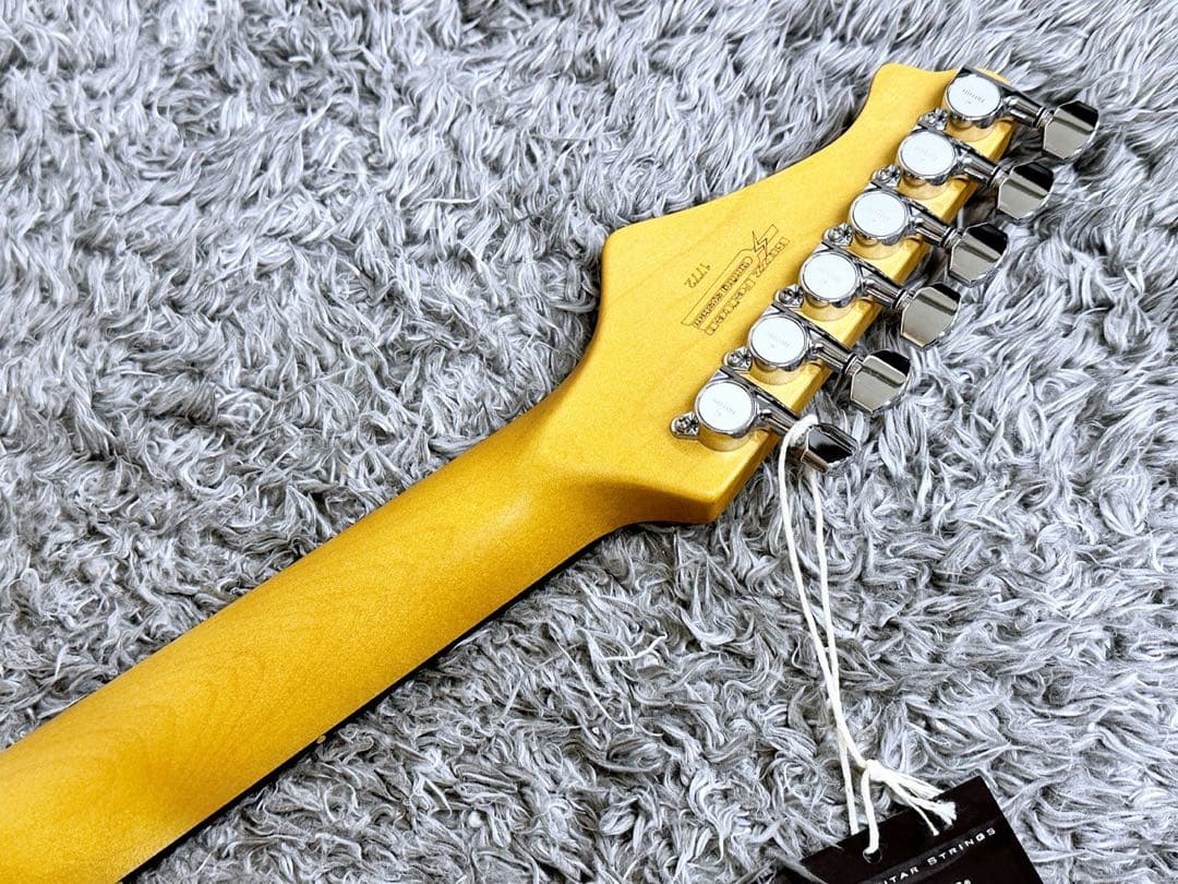 ギター infinite trad mg mustang