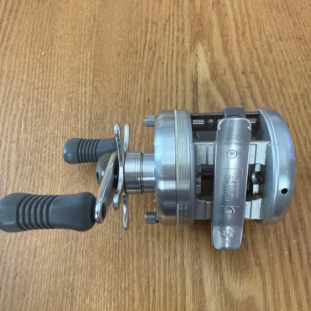 SHIMANO カルカッタ100