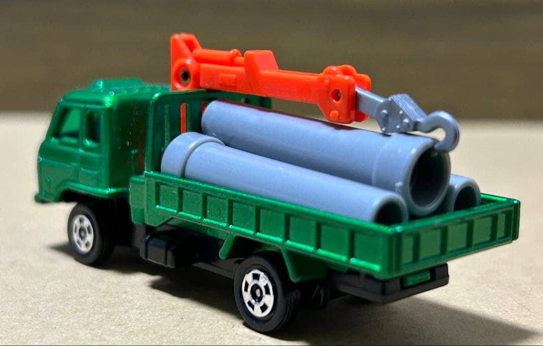 日本製 トミカ UDコンドル クレーン付カーゴトラック