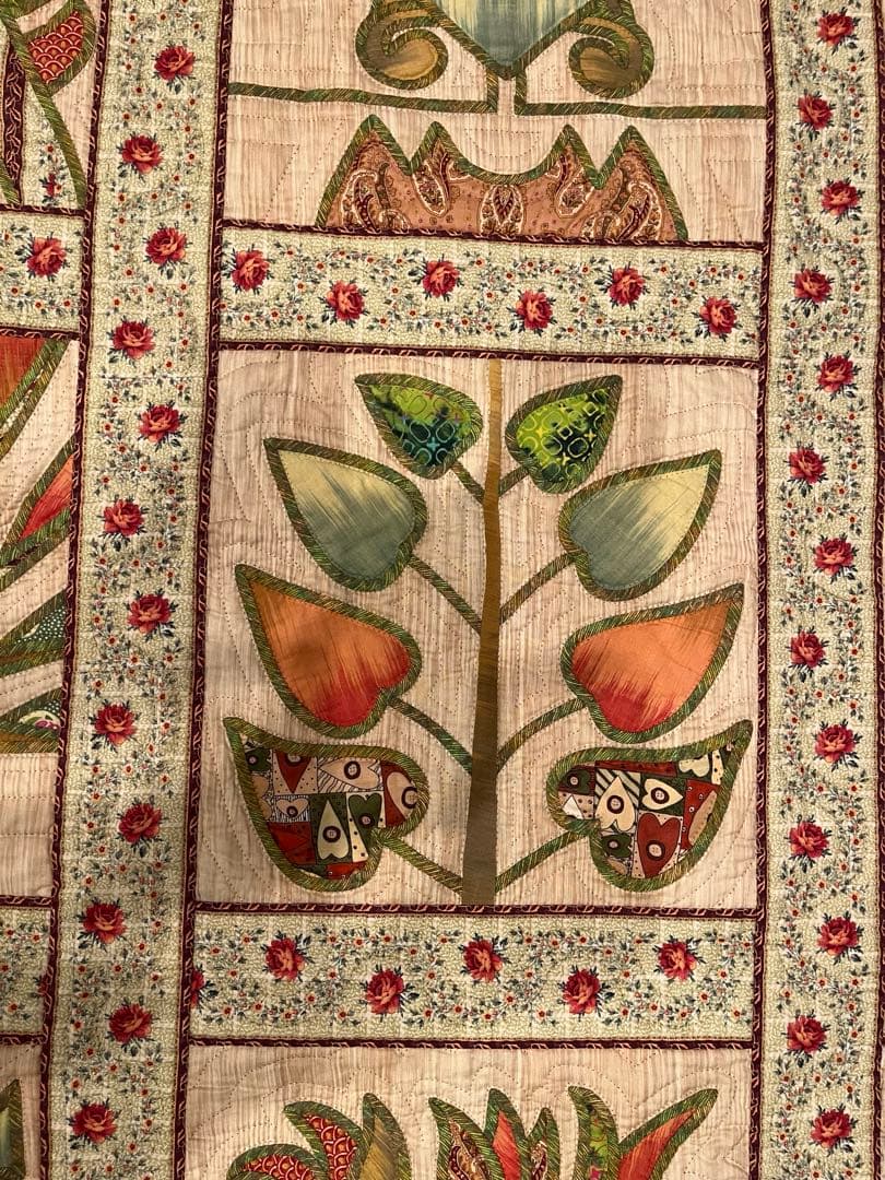 と*ん様 【美品】大型パッチワークキルト 230cm × 157cm