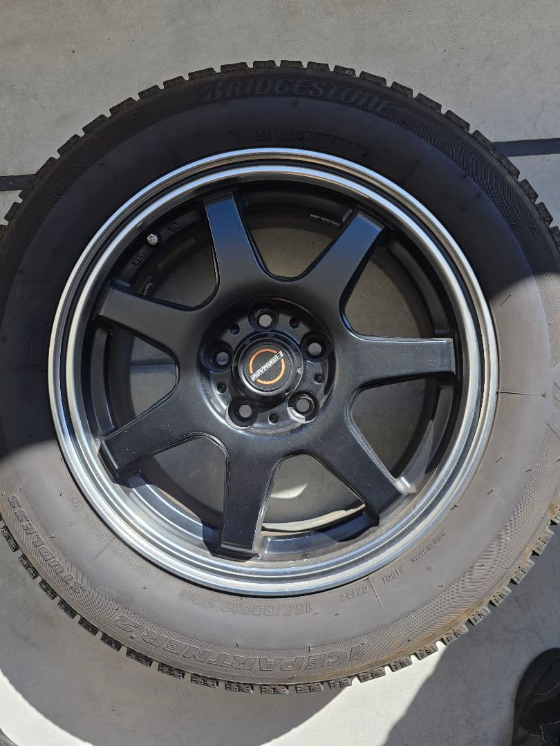 l*y様 スタッドレスタイヤ　ブリヂストン 15インチ タイヤ・ホイールセット