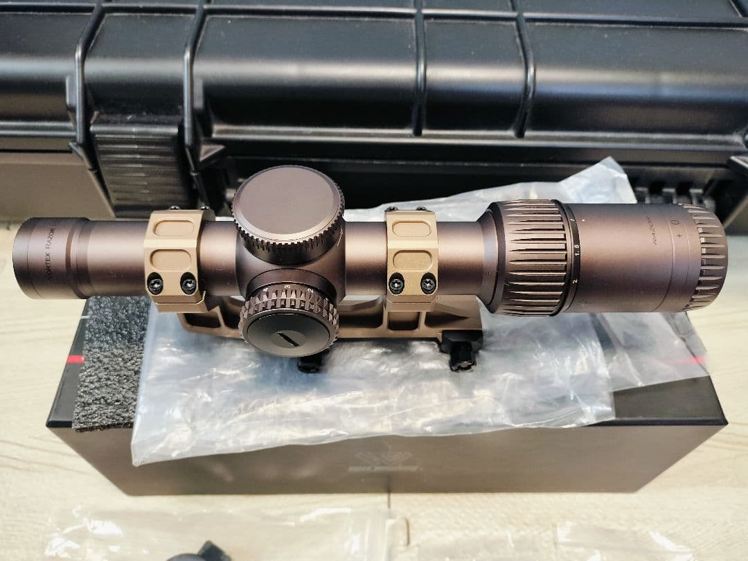 HolyWarrior製VORTEX Razor HD GenII 1-6×24