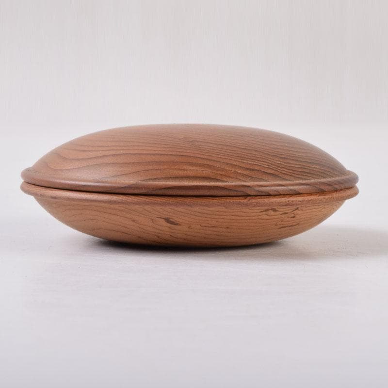 伝統工芸　飛騨一位一刀彫　江黒亮春（亮声) 作　香合　共箱　C　8474