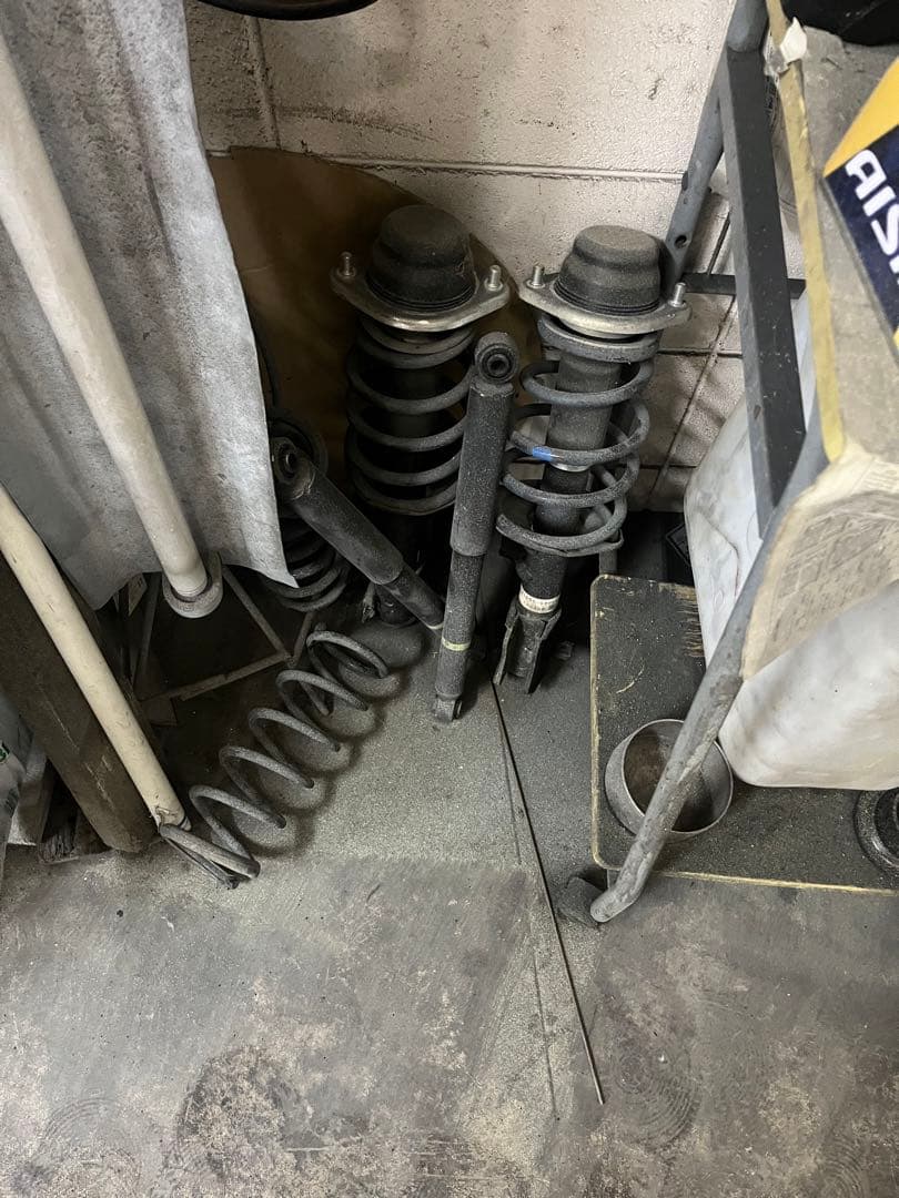 エブリィ64 ショックアブソーバー前後セット純正