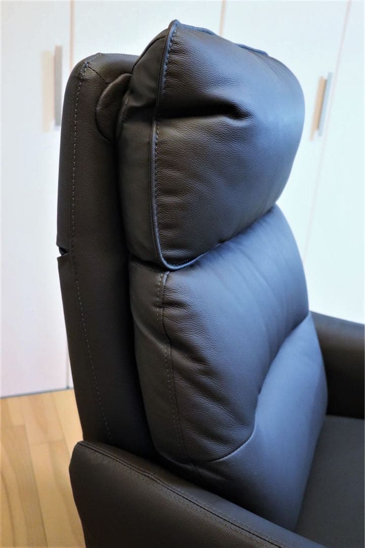 ニトリ 電動リクライニングチェア　1人掛け