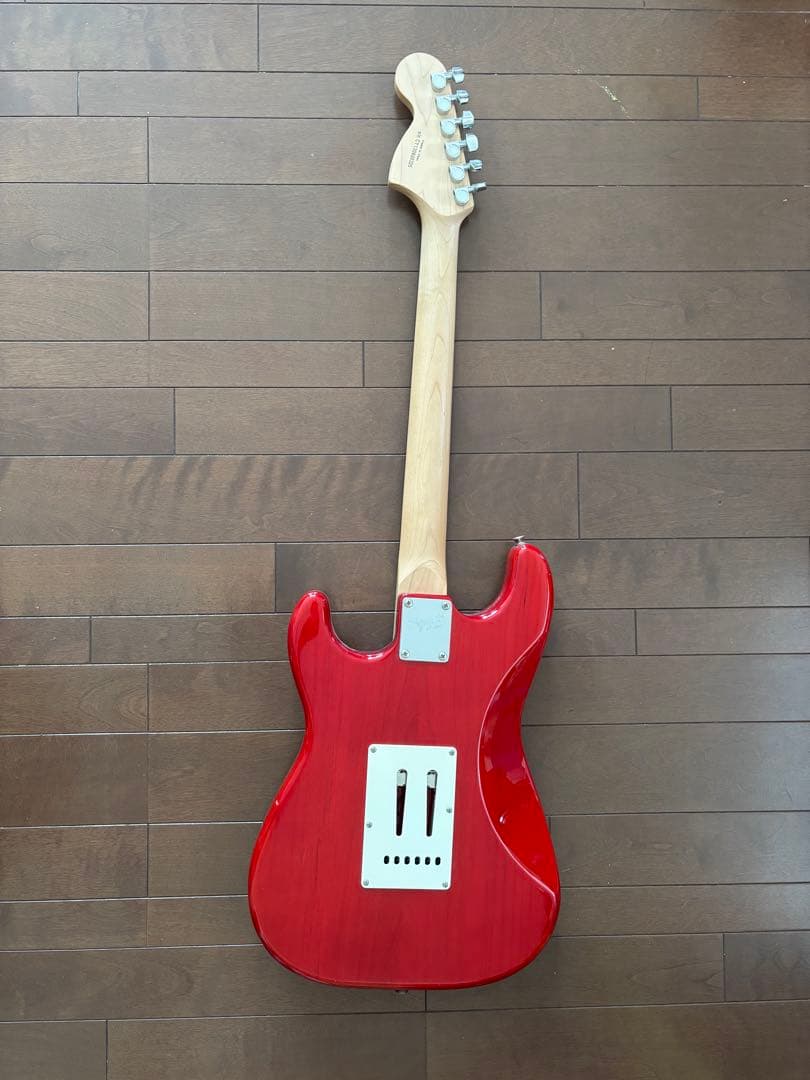 Squier STRAT by Fender Affinity ストラトキャスタ