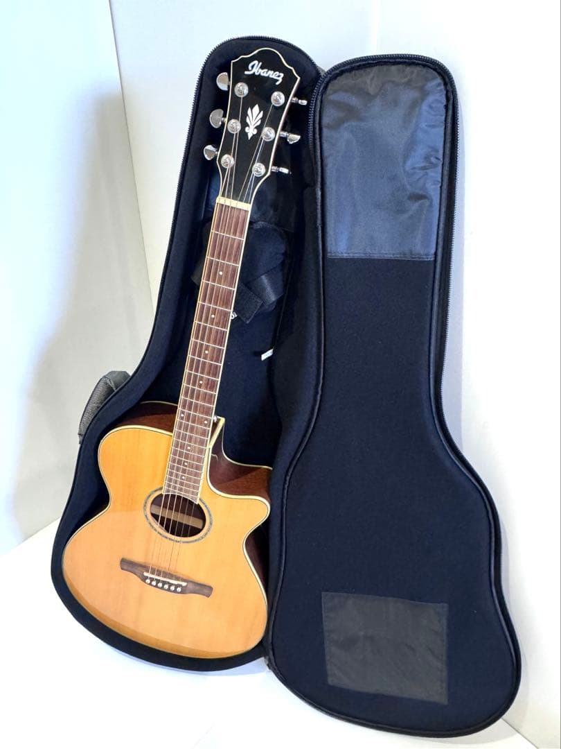 Ibanez ケース付き エレアコ、エレクトリックアコースティックギター