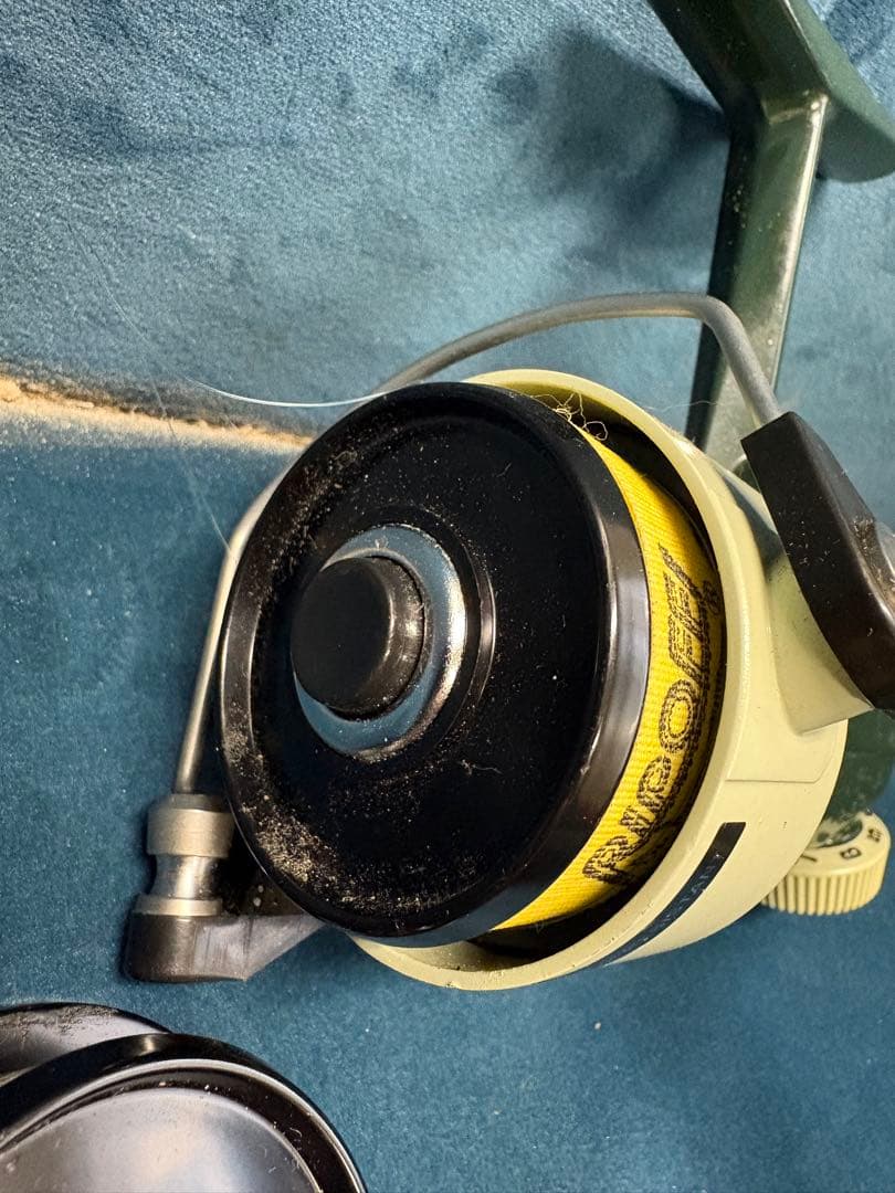 梅*吉様 ABU Cardinal 44 スピニングリール