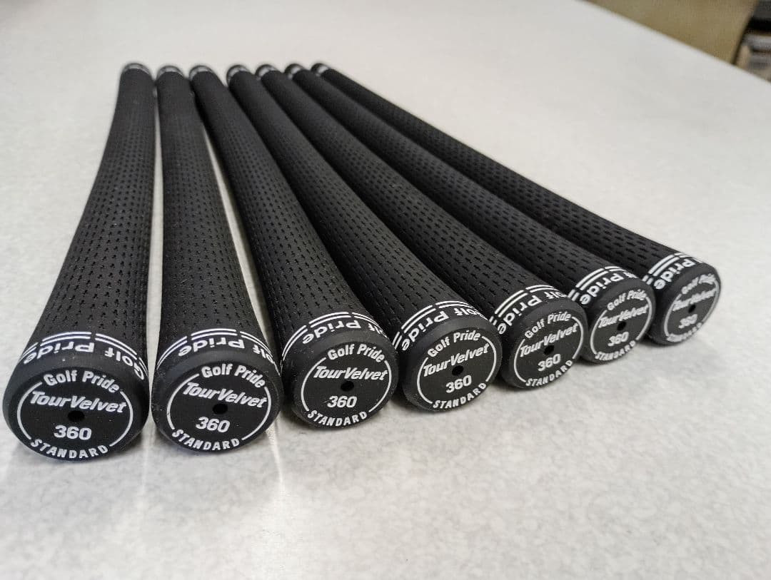 タイトリストフラットキャップ　ツアーベルベットラバー360 7本