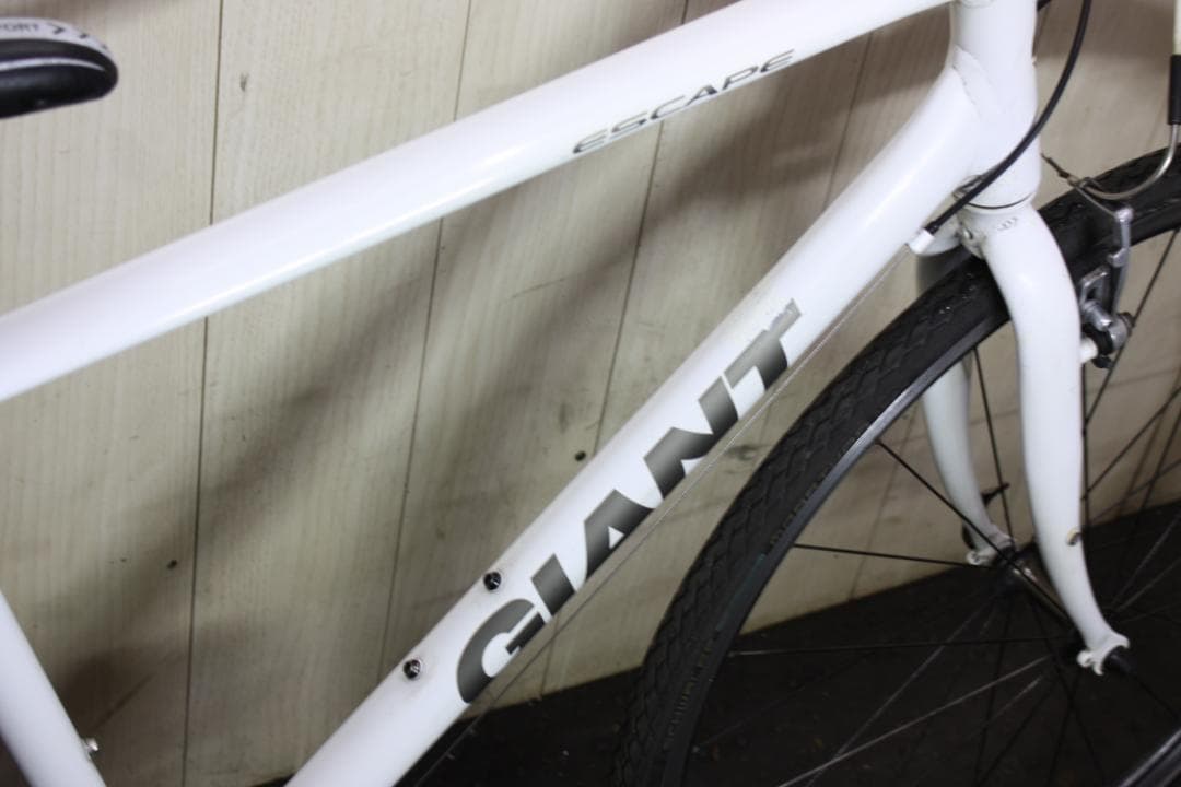 お*じ様 GIANT ESCAPE クロスバイク ホワイト 700C