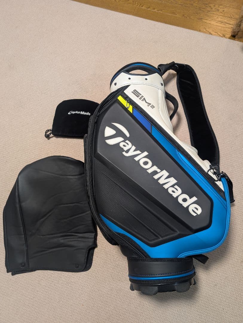 TaylorMade SIM2 ゴルフバッグ