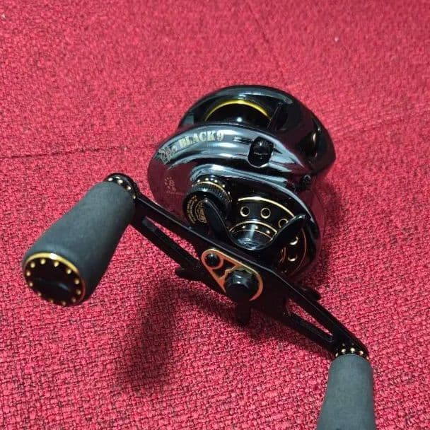 ハ*人様 レボブラック9　美品