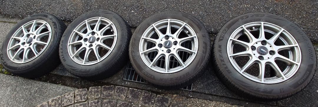 大幅値下げ 送料込み 155/65/14 4本セット BLIZZAK VRX2