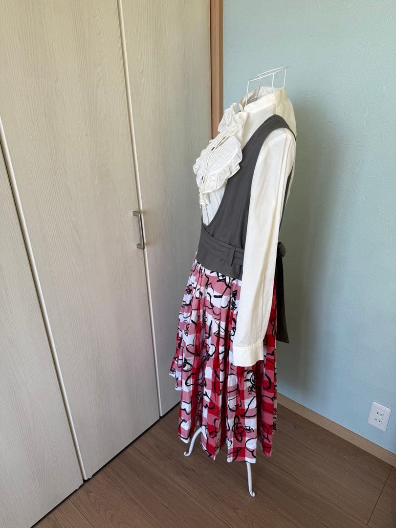 シュシュVivienne Westwood RED 長袖シャツ サイズ3