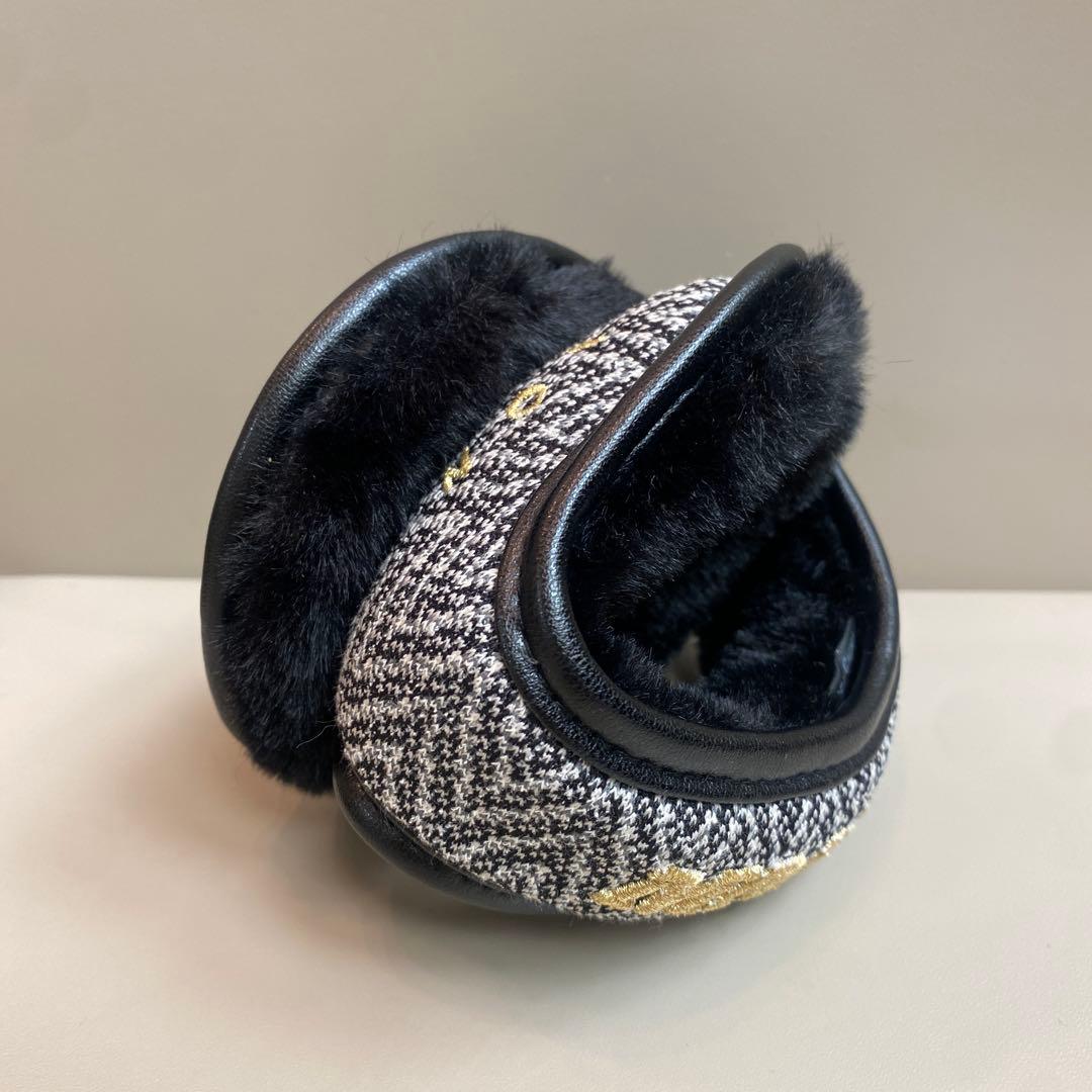 最終価格‼️☆マークアンドロナ☆イヤーマフラー