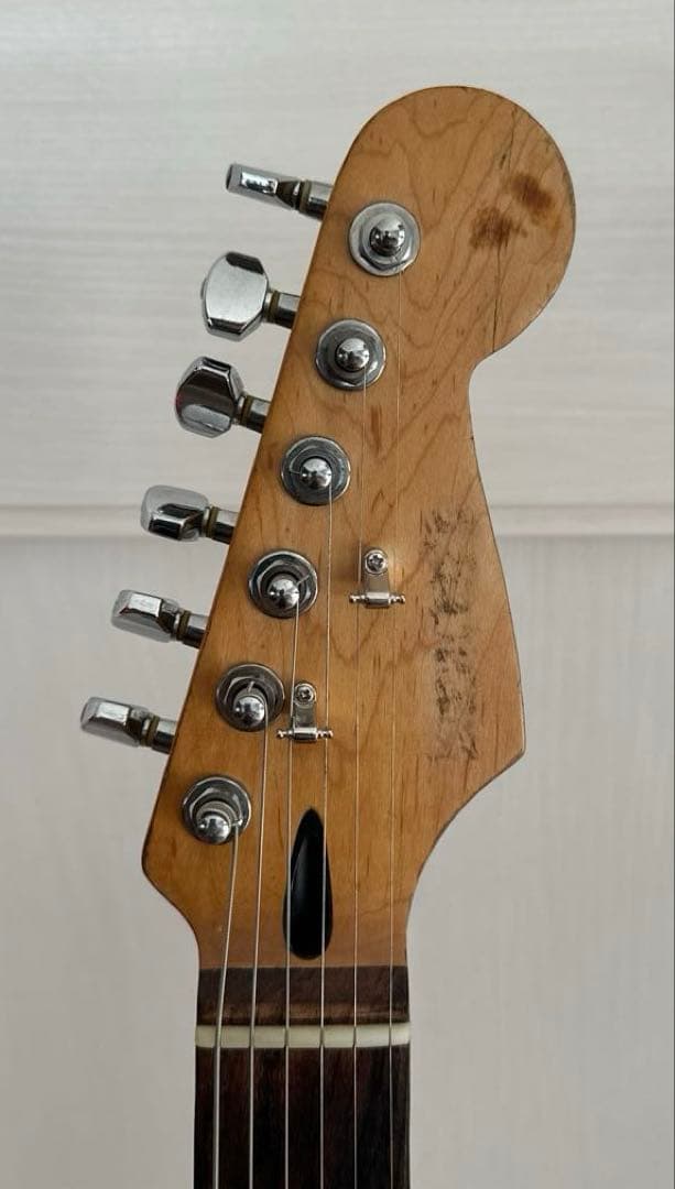 (中古) エレキギター ストラトタイプ　3ハム&シングル切替