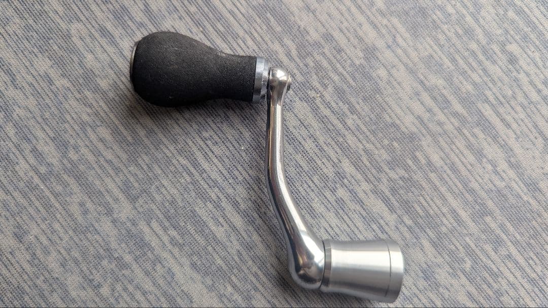 最終値下げ　 DAIWA　 CERTATE 2500R リール　ダイワ　リール