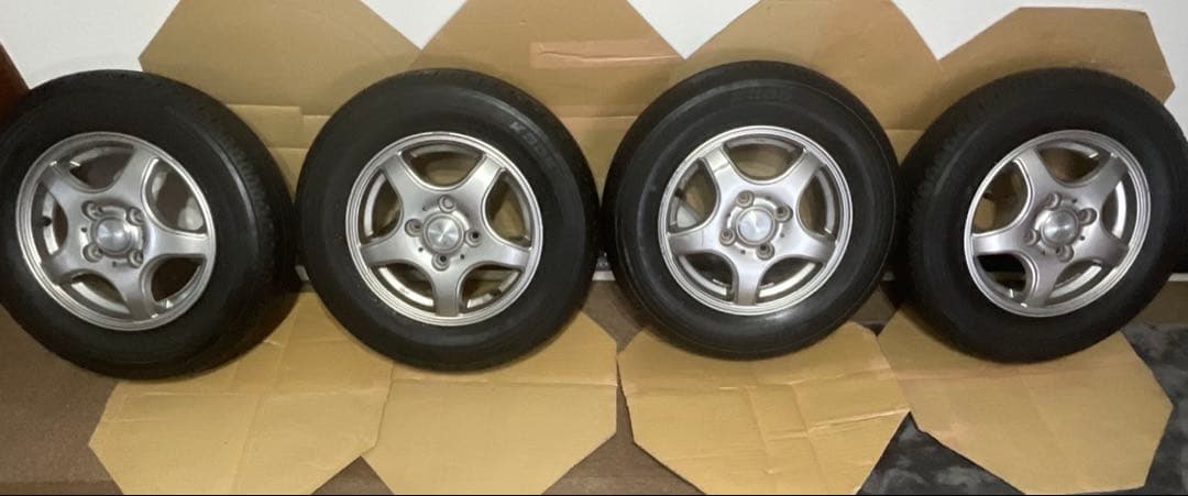 ブリヂストンK305 145 R12 LT タイヤホイール(KーLine)4個組