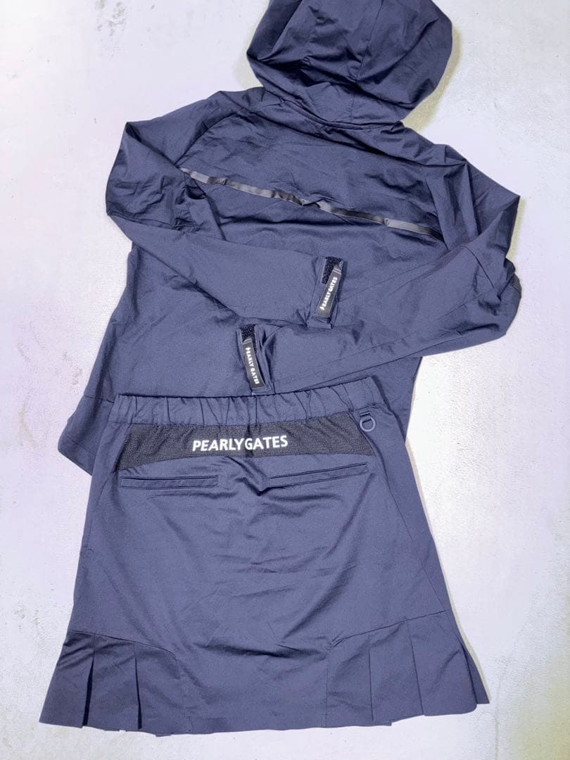 （美品）パーリーゲイツ 、高機能TEXBRID素材、セットアップ、黒色、サイズ0