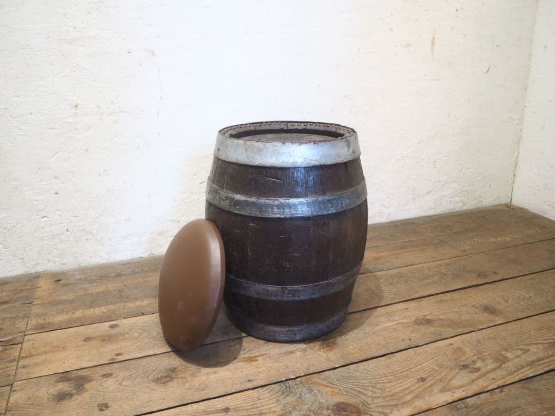 1142 ヴィンテージ　古い木樽のオブジェ　椅子　スツール　レトロ　アンティーク