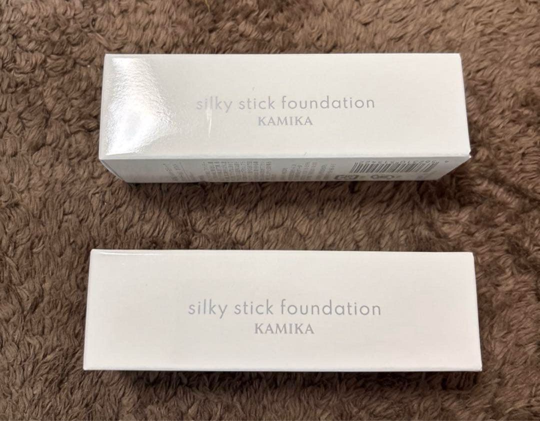 【特別価格】KAMIKAシルキースティックファンデーションホワイト2本