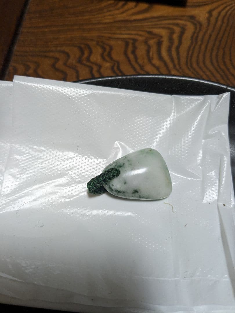 糸魚川翡翠ストラップ仕様