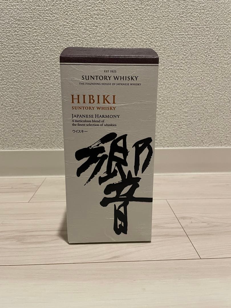 サントリーウイスキー　響　Japanese Harmony 化粧箱付き