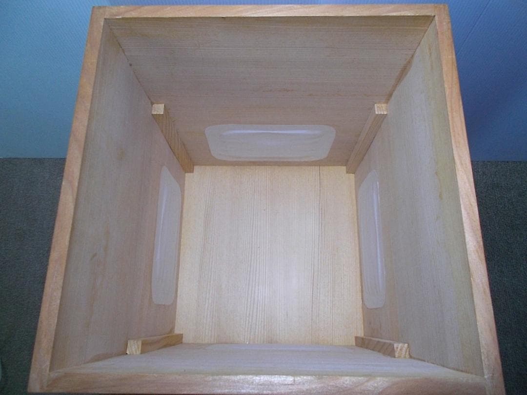 茶道具 釜師:畠春斉 風炉師:一ノ瀬宗辰 唐銅切合鬼面風炉 茶釜 釜環 共箱