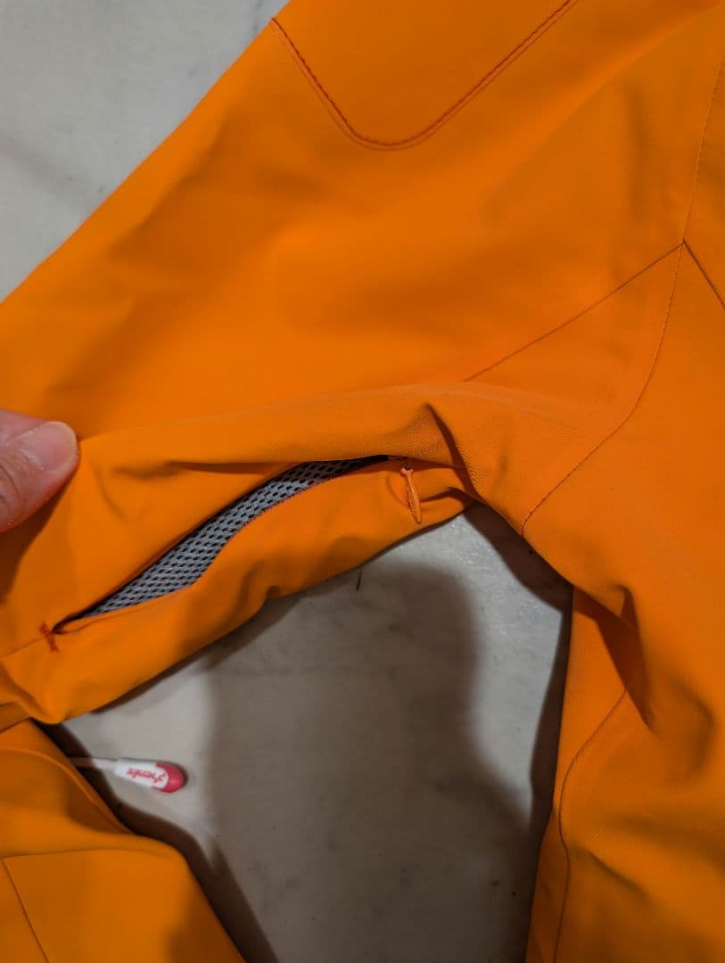 今日だけ値下げフェニックスレディース スキーウェア L 新品タグつき