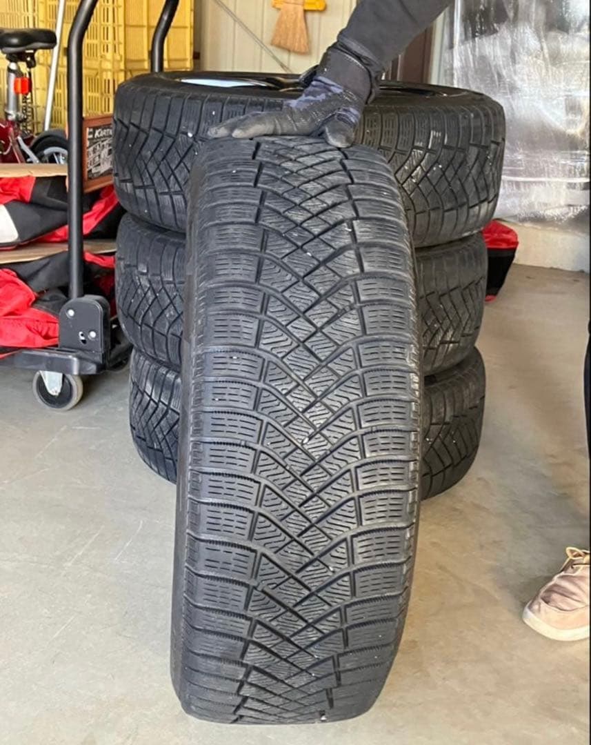 BMWX1 】スタッドレスタイヤホイール4本セット