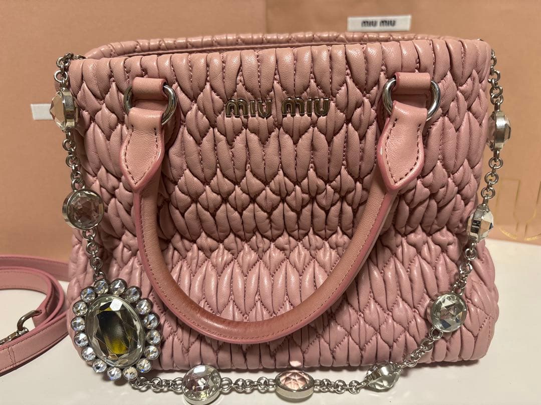 miumiu ナッパクリスタル バッグ ピンク