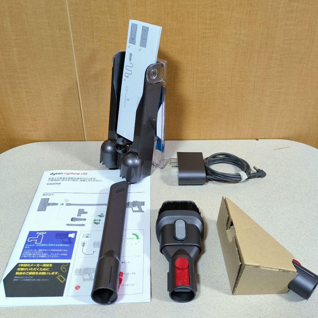 【美品】 ダイソン cyclone v10 fluffy sv12 分解洗浄済み