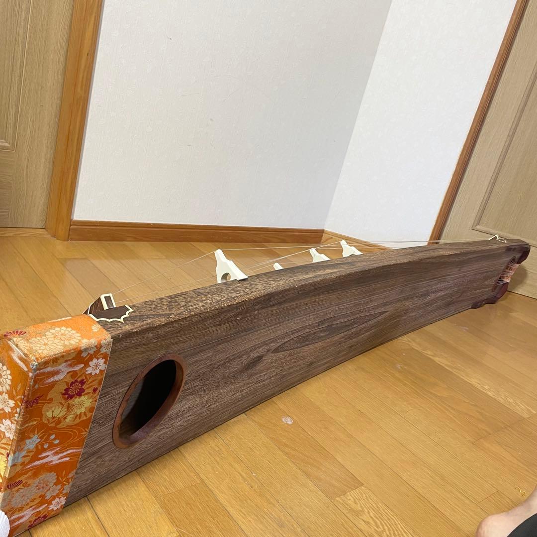 【良品】お琴 13弦 並甲 すだれ彫り 琴柱付き