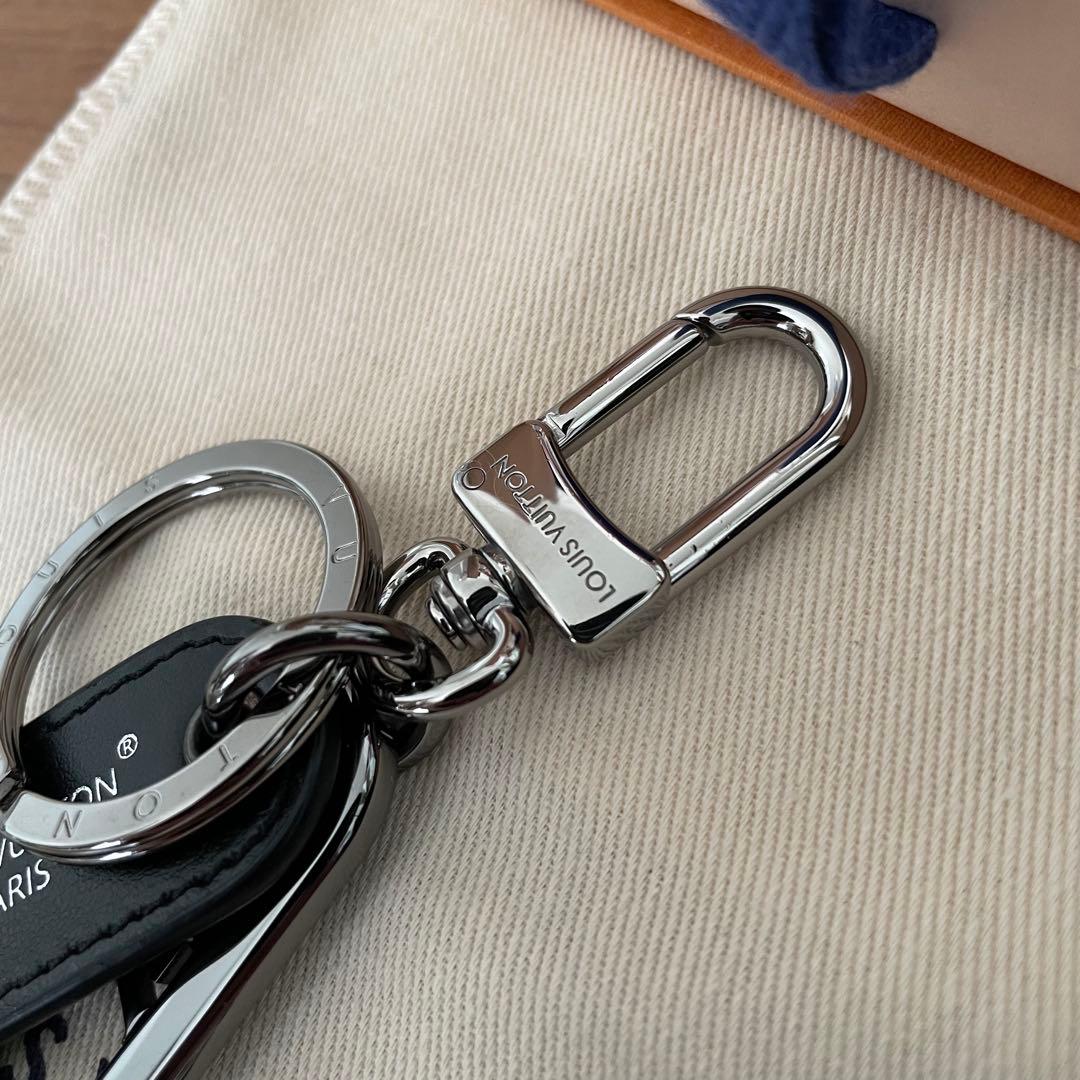 新品未使用　LOUIS VUITTON キーホルダー キーリングM00927