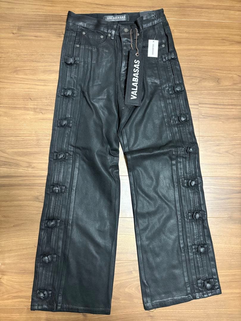 【新品】 VALABASAS ワックスコーティング バギーデニム サイズ29 黒