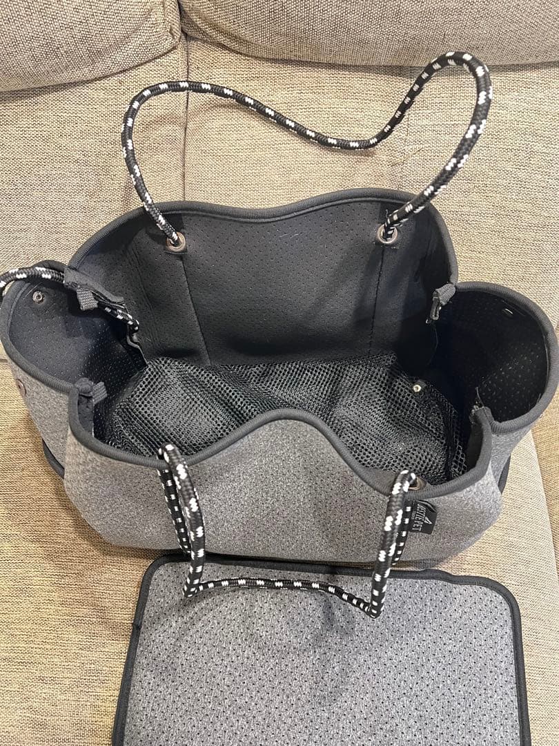 BESTIE PET ペットキャリー ペットバッグ ショルダーバック 犬