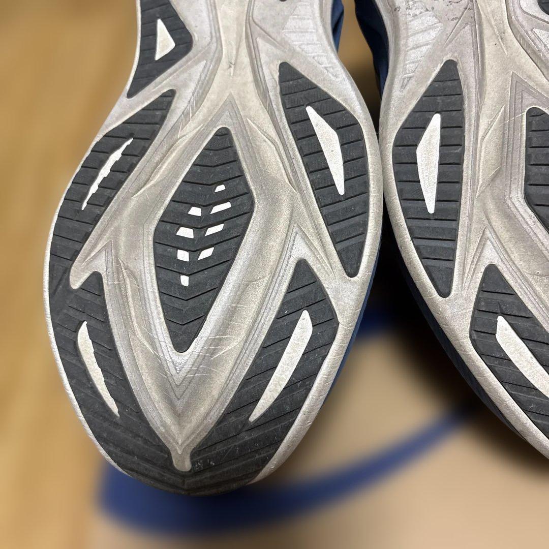 asics スーパーブラスト2 27.0