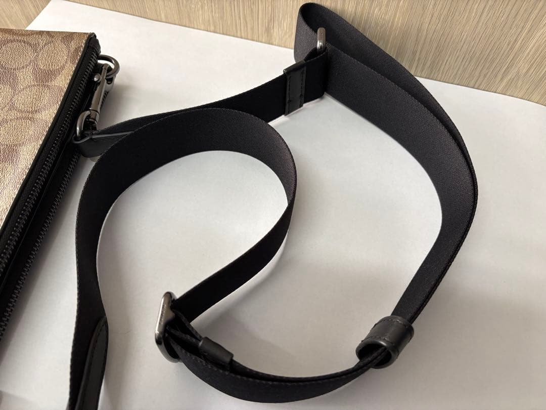 COACH コーチ エヴァレット クロスボディ ショルダーバッグ 美品