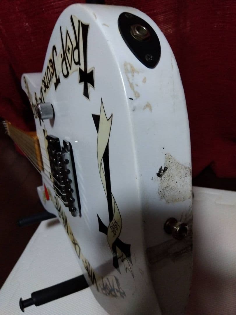 ストラトギター