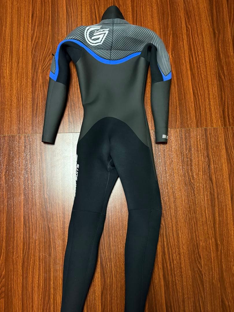 キッズ　160cm〜165cm glare セミドライウェットスーツ