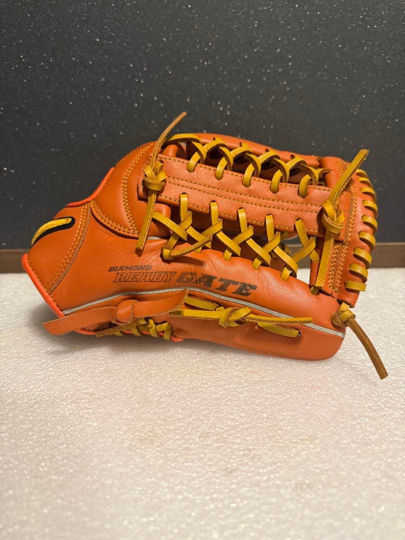 ★屋外未使用★ NIKE ナイキ 一般軟式 内野手用 良型 革質◎ 軽量 ②