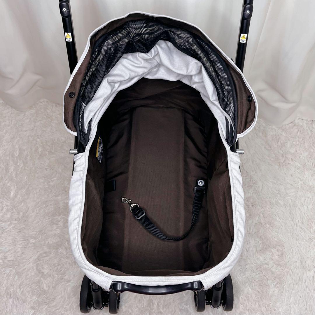 極美品✨コンビ　 コムペット ミリミリライト ペットカート　折りたたみ