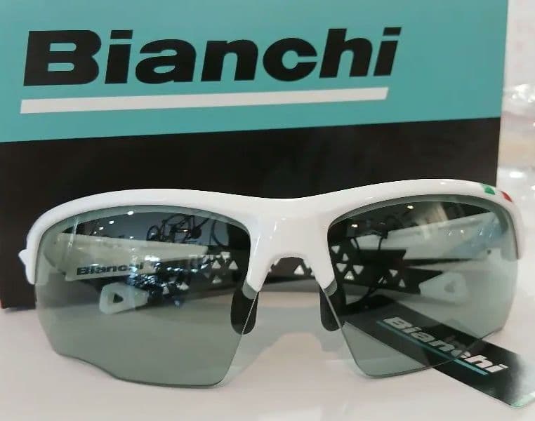 Bianchi サングラス　新品未使用　レア商品 　ホワイト